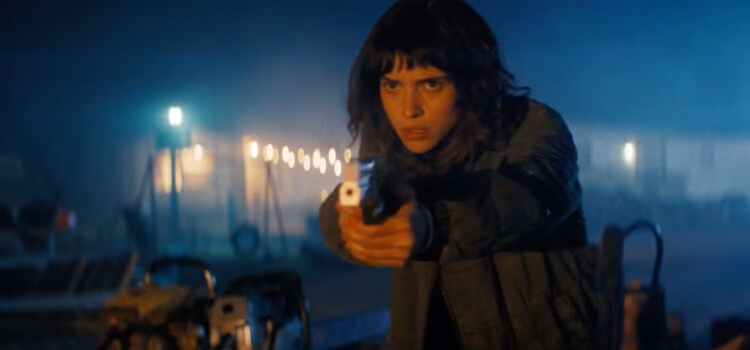 Adam Wingard Desata a Adria Arjona contra Soldados Sobrehumanos en el Tráiler de 'Invasión'